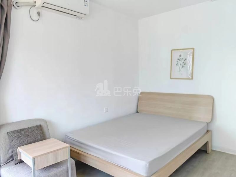 龙湖水晶郦城（春森俪湾）15638866周边环境图6