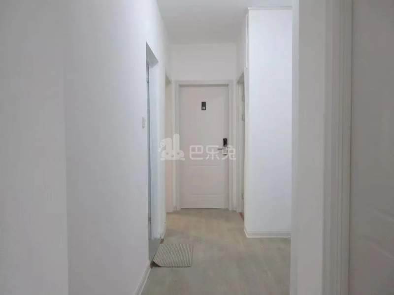 龙湖水晶郦城（春森俪湾）15638866周边环境图8