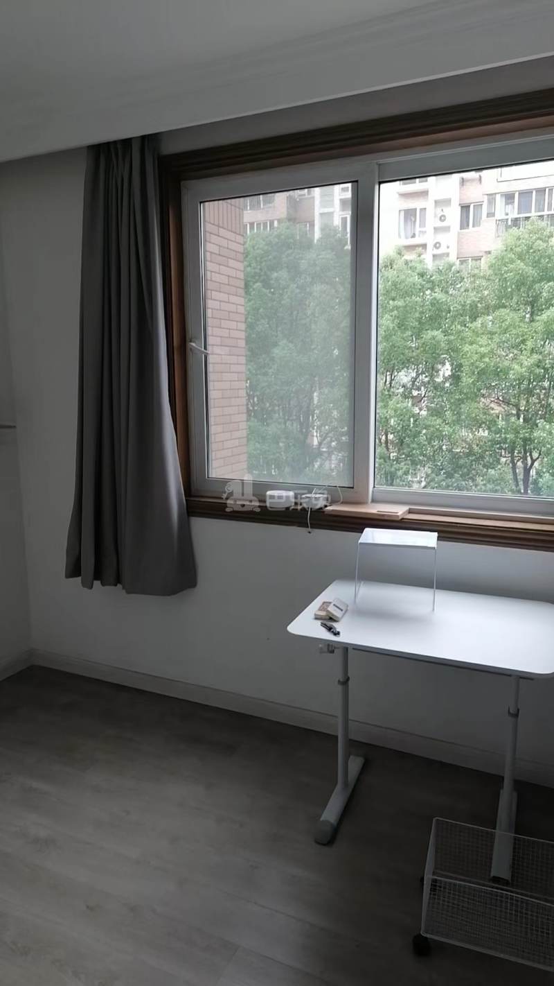 新都名园（中春路8889弄56支弄）15644823卧室图2