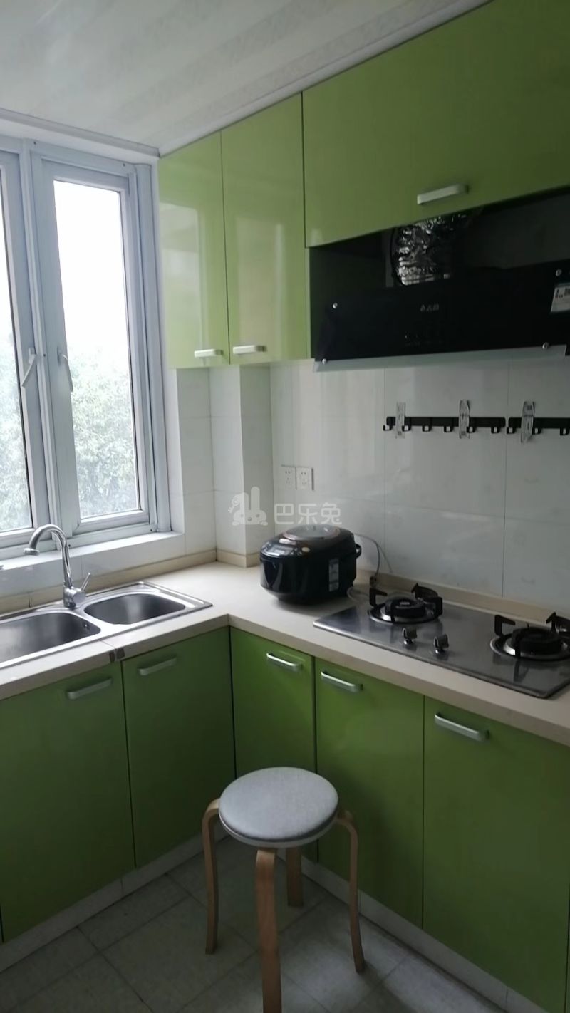 新都名园（中春路8889弄56支弄）15644823卧室图4