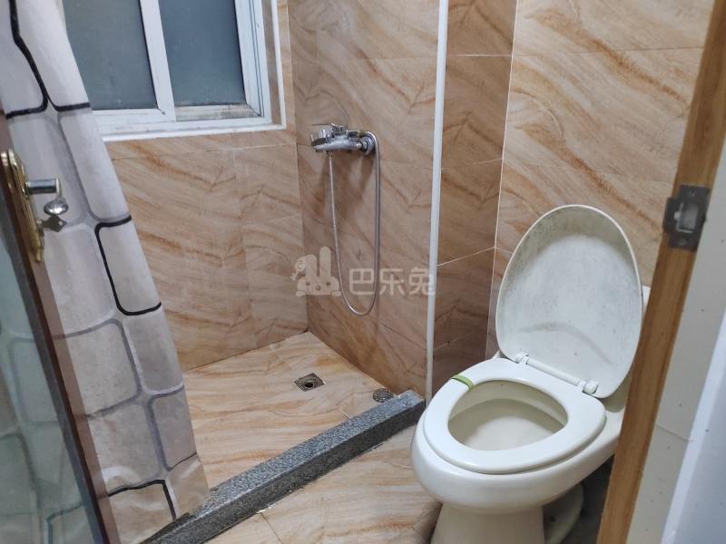 金沙湾绿地和苑二期15654061卫生间图7