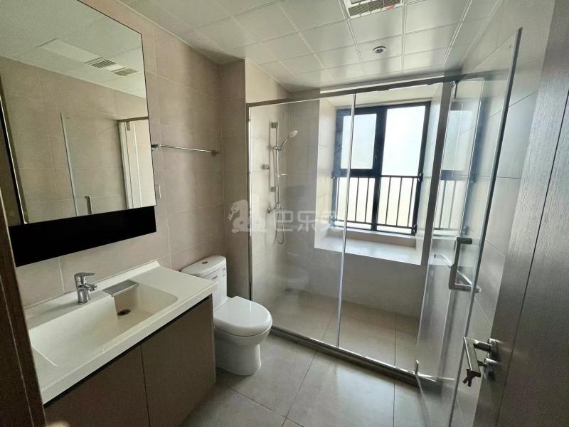 中建御湖澜庭15656779卧室图2