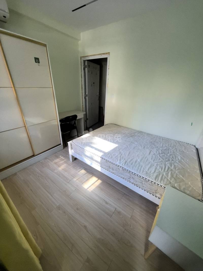 新凯城兰馨苑1565052卧室图0