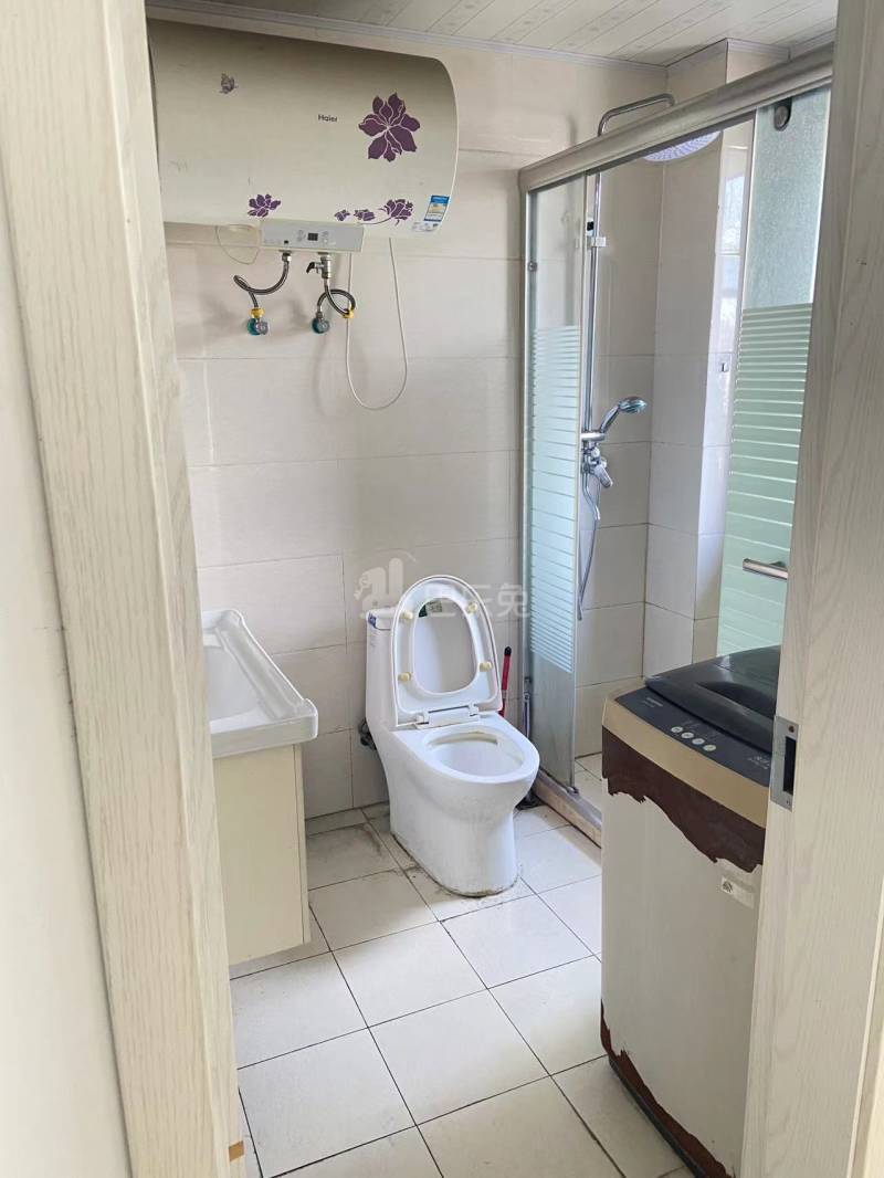 棋杆花苑北区15677100卫生间图2