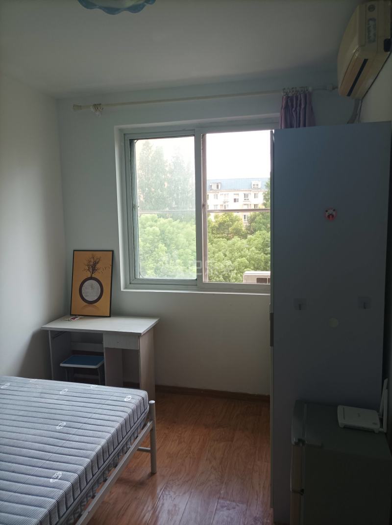 东方悦居1567028卧室窗户图6