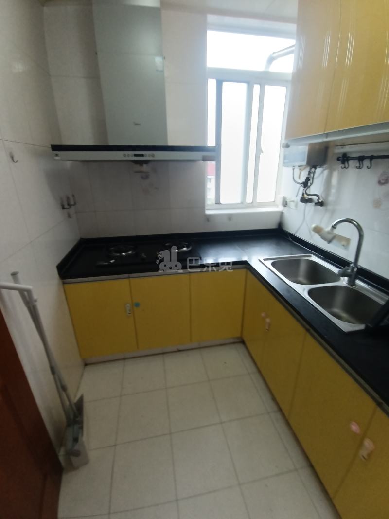 芷江西路270弄小区15690890厨房图0