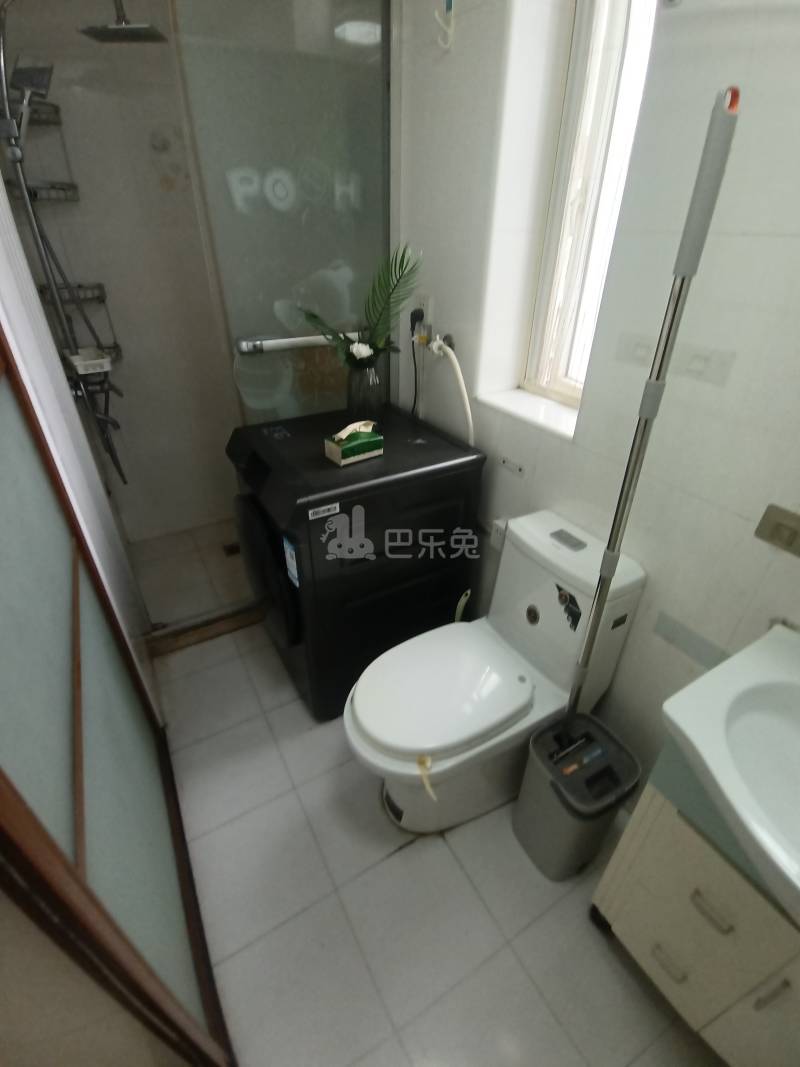 芷江西路270弄小区15690890卫生间图1