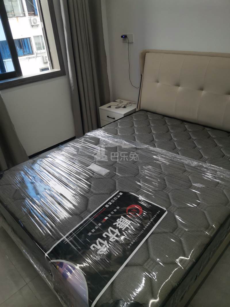 育秀四区15706059卧室图1