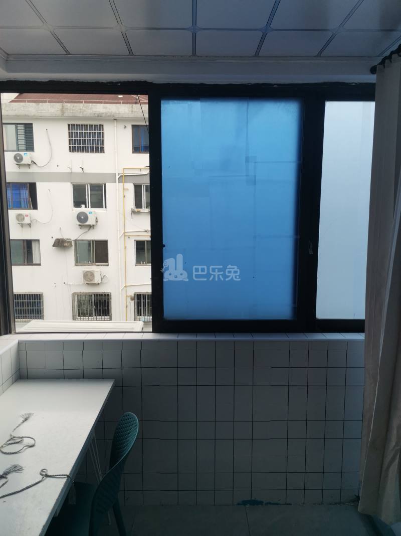 育秀四区15706062卧室窗户图7