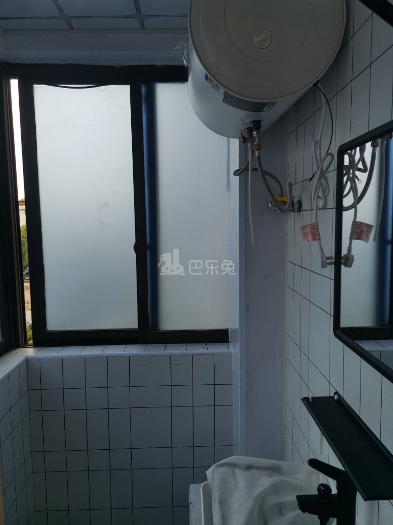 育秀四区15706062卫生间图6