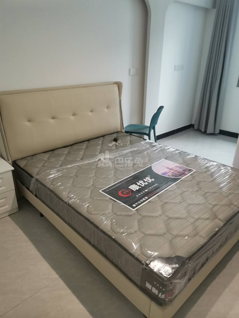 育秀四区15706063卧室图0