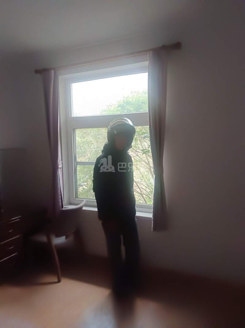 兆丰乡根园大上海小台北别墅15711104卧室窗户图14