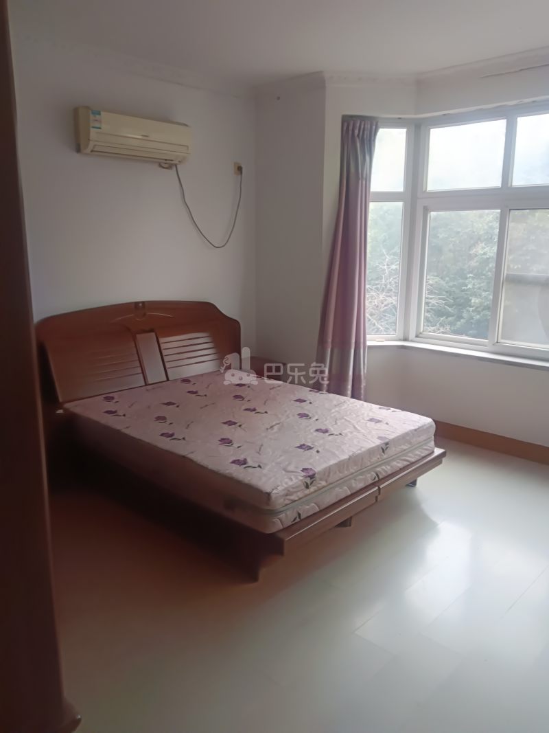 兆丰乡根园大上海小台北别墅15711104卧室图0