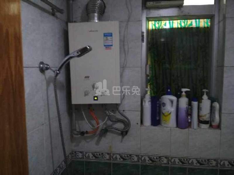 鹏都大厦1572097卫生间图18