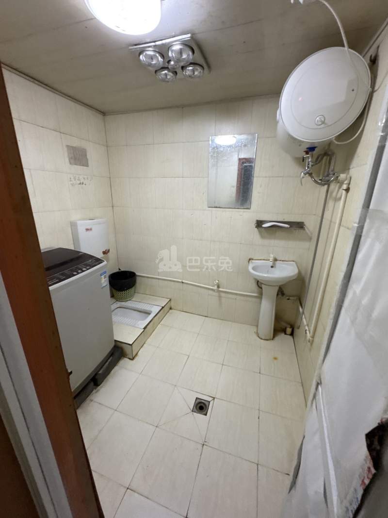 明月嘉苑三区15742687卫生间图4