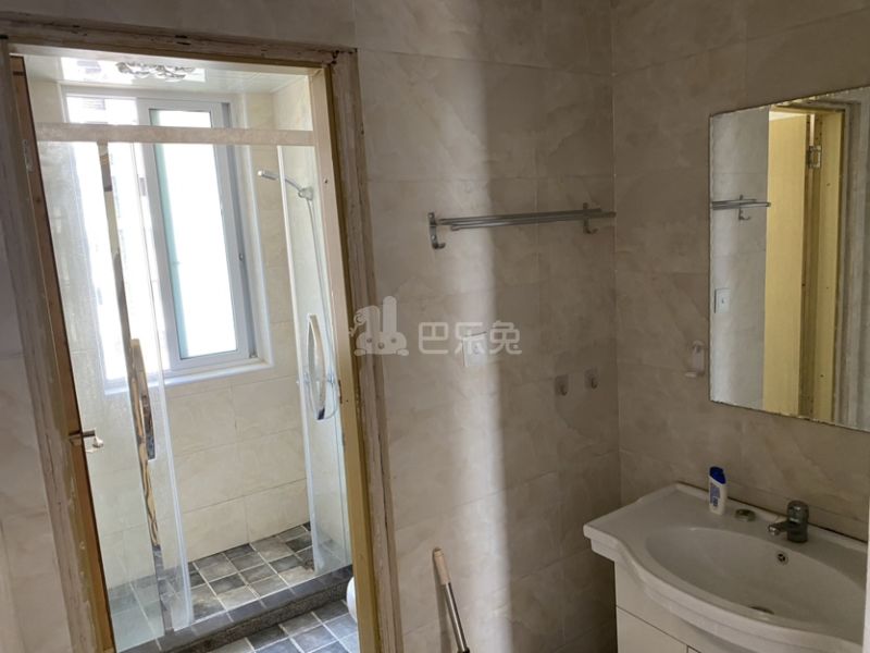 金沙湾绿地和苑二期15742701卫生间图12