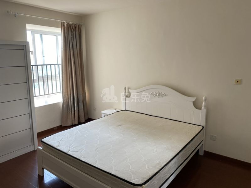 金沙湾绿地和苑二期15742701卧室图0