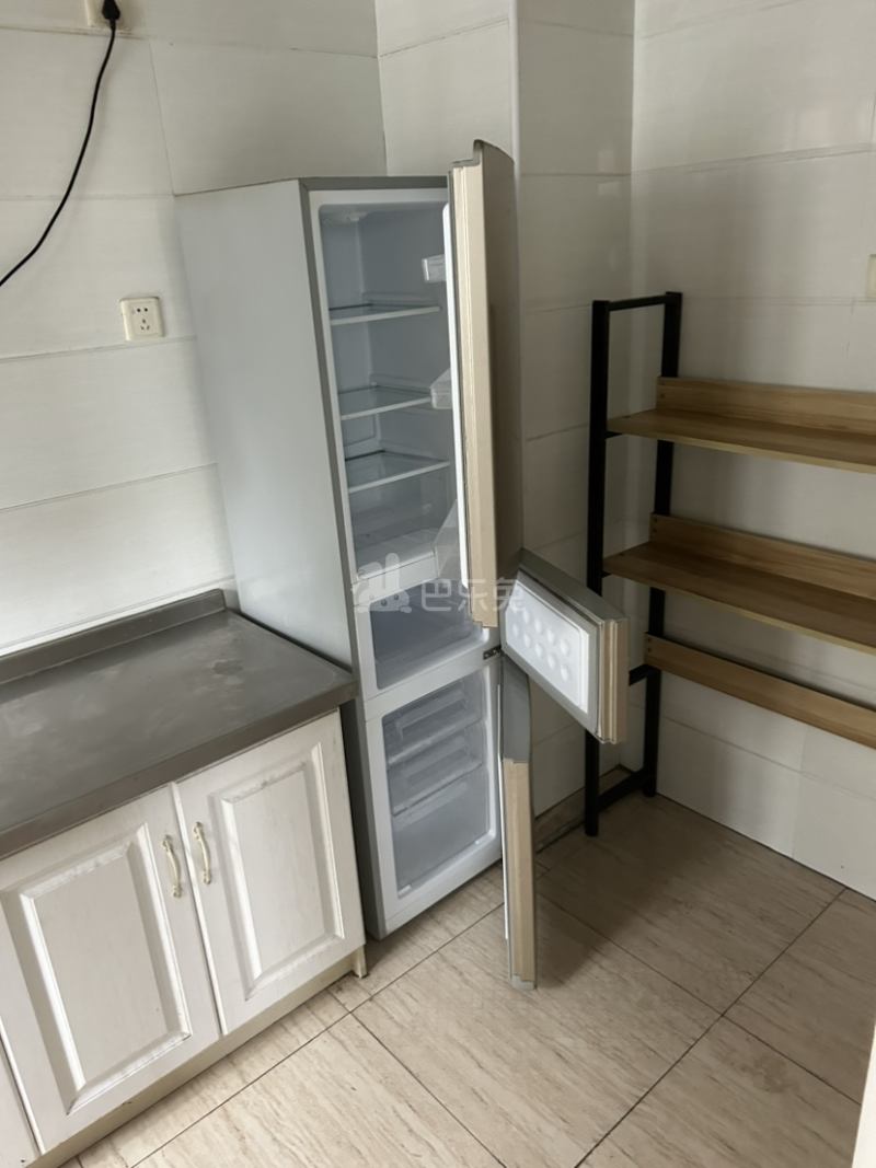 金沙湾绿地和苑二期15742701厨房图11