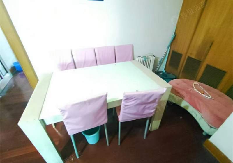 白鹤社区（民主街32弄）15754978卧室图4