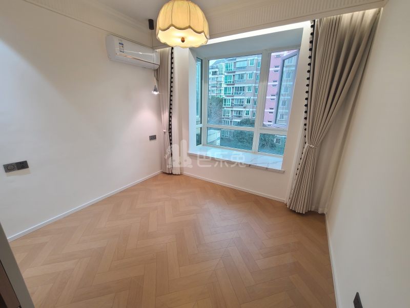 东苑半岛花园（顾戴路1266弄）15814408卧室图1