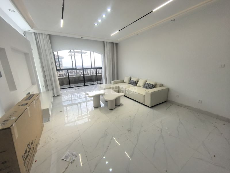 艺泰一品花园15816600客厅图4