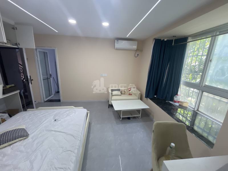 巷佳华苑1期15827788卧室图3