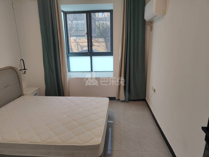 东源名都西区15885379卧室窗户图13