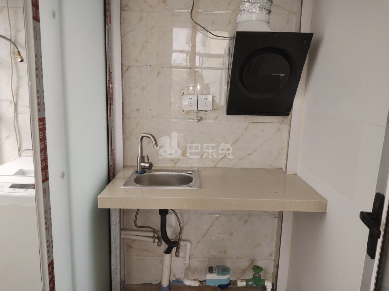 新苗村薄家宅（民房）15895937厨房图4