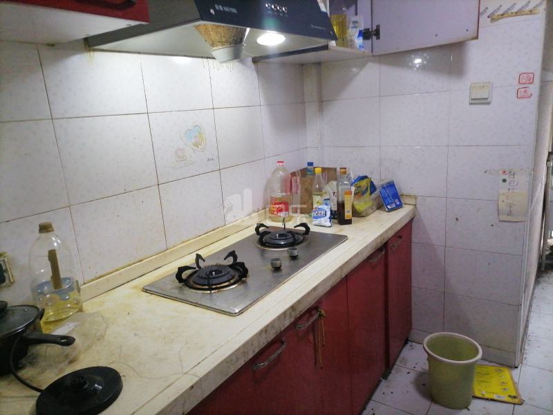 宝宸共和家园南区663427厨房图5