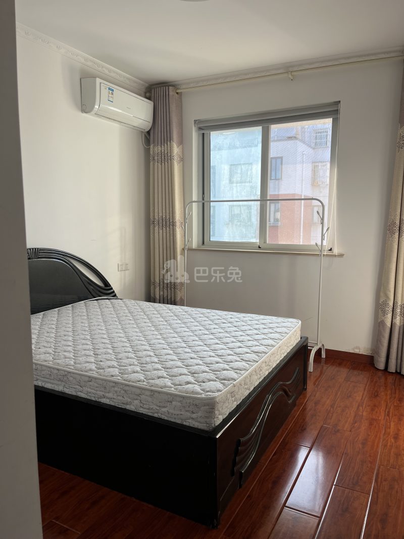 桐仁花园15951546卧室图0