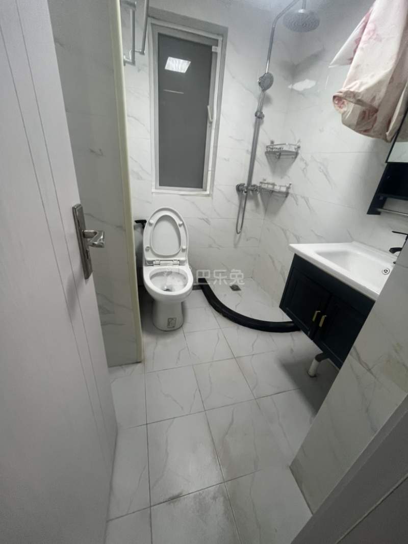 云台小区（云台公房）15958418卫生间图7