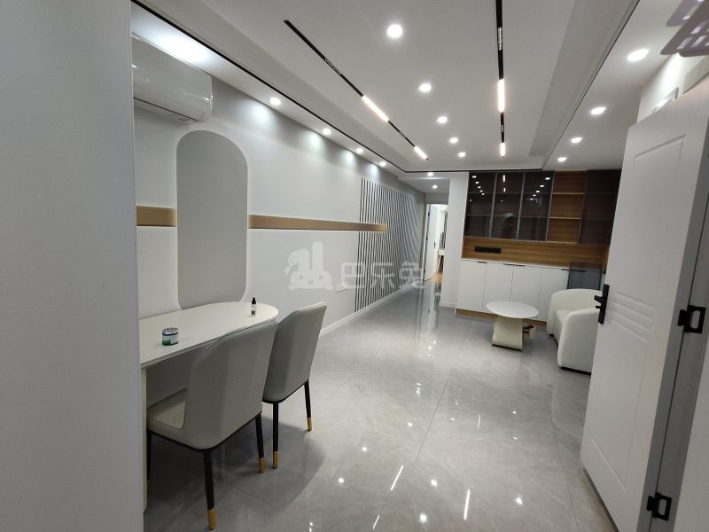 万峰小区一期16006523卧室图4