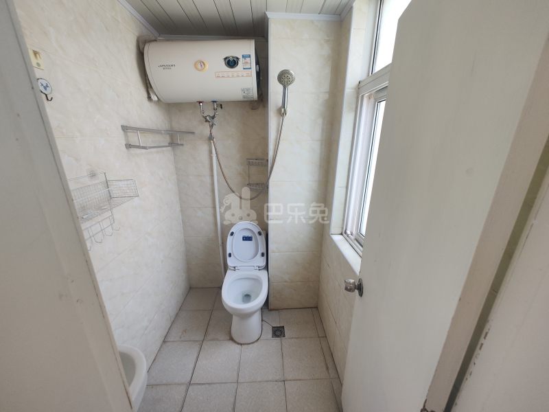 祁连欣苑1600658卫生间图7