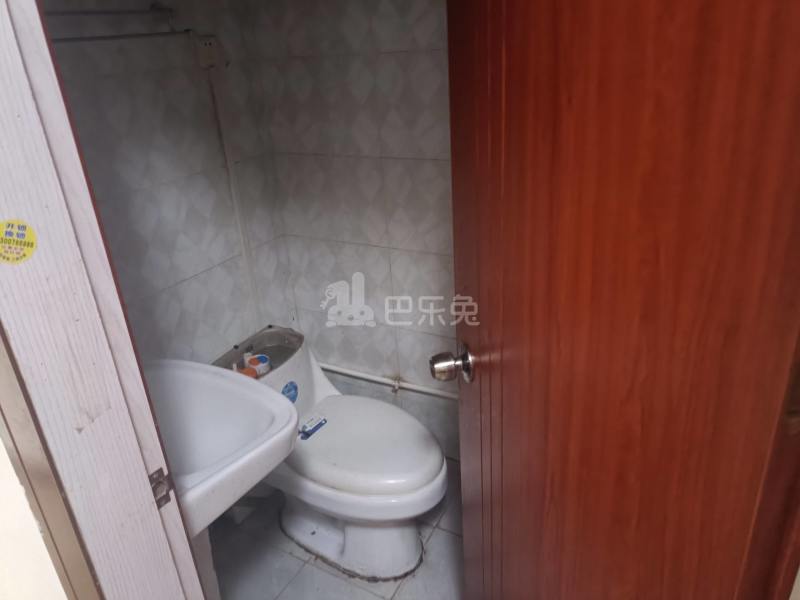 丰宝苑1600843卫生间图5