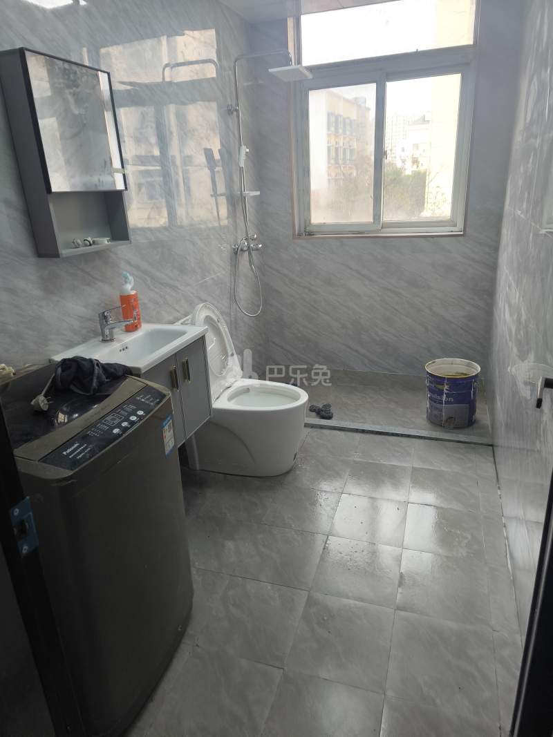 花苑新村16011003卫生间图6