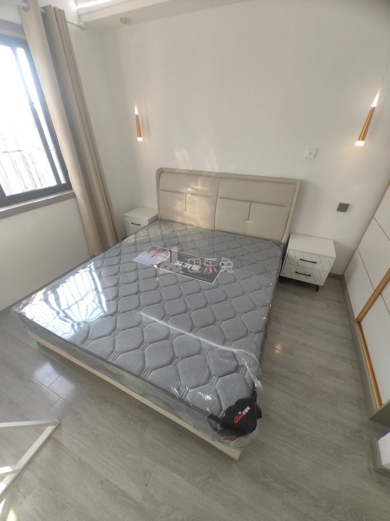 新凯城银杏苑16012016卧室图1