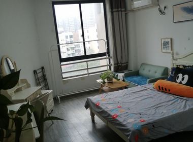 美都广场 1室1厅1卫