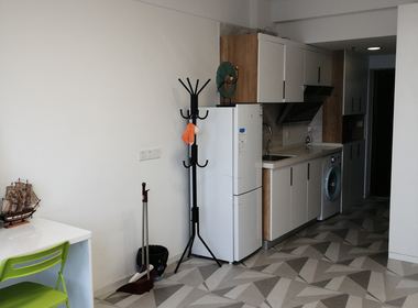 美都广场 1室1厅1卫