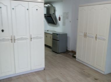 美都广场 1室1厅1卫