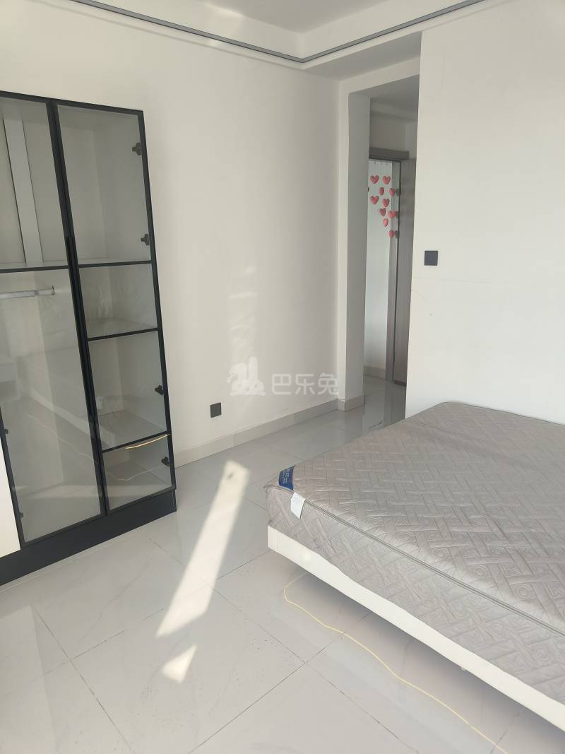 高潮新苑16043601卧室图1