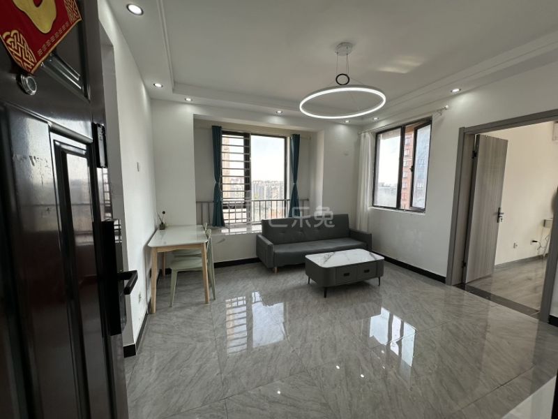 恒泰家园16047039客厅图4