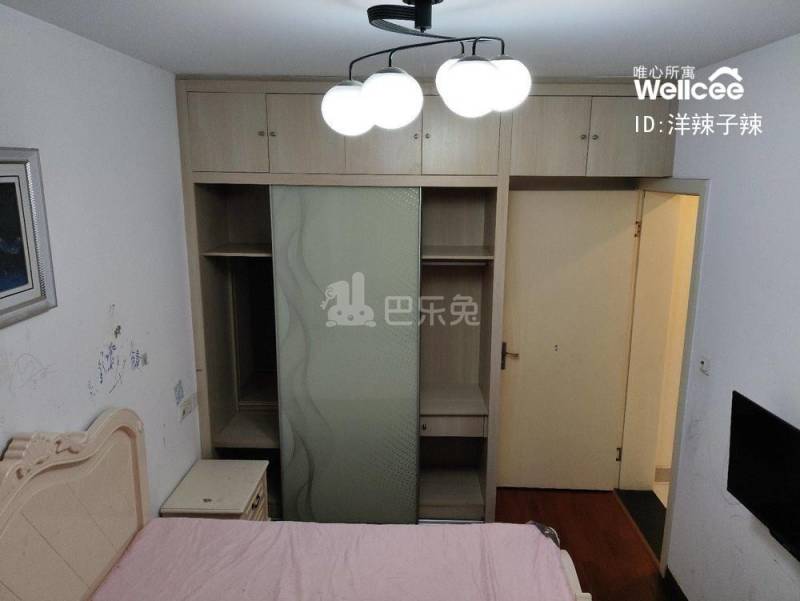 中欧假日花园16053104卧室图1