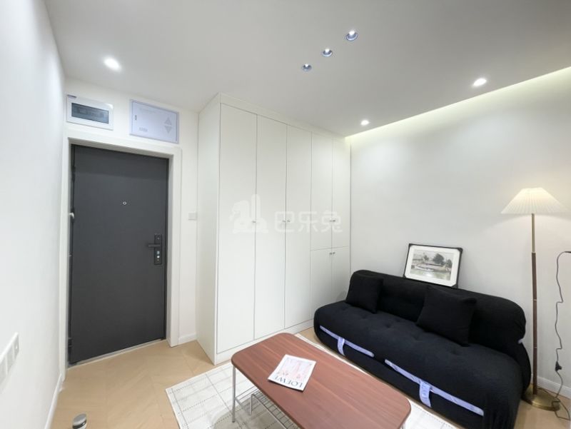 崂山四村16064889客厅图5