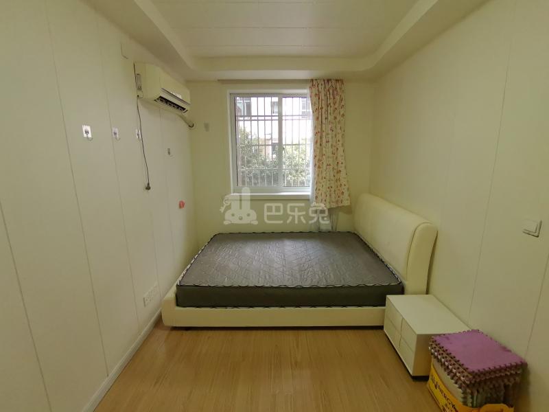 金台三居（金桥路1498弄）16070279卧室窗户图12