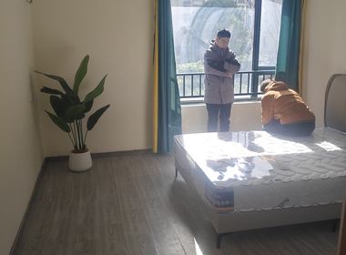 莱顿小城怡林花园 