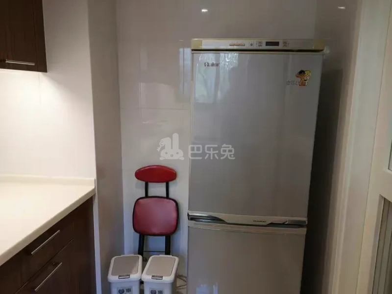 凯德都会新峰16091286卫生间图5