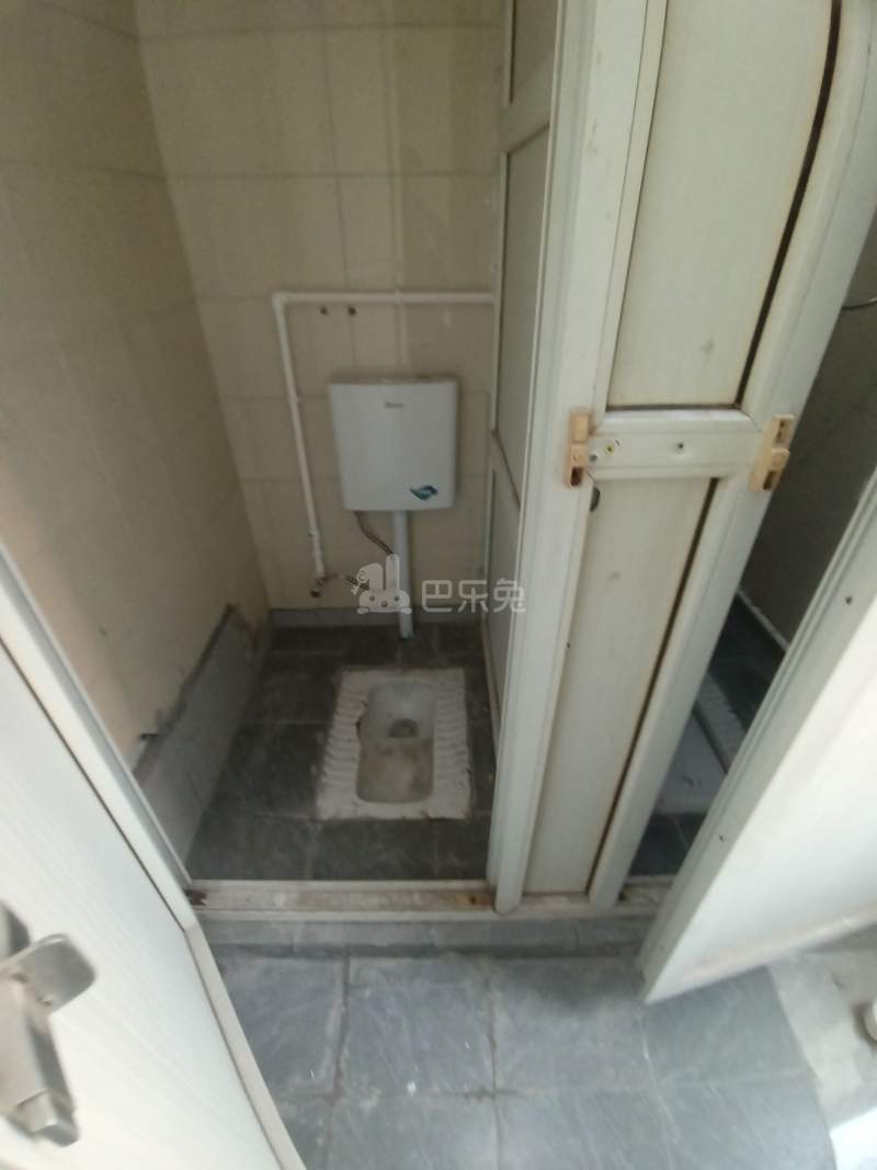 宝通公寓16105663卫生间图9