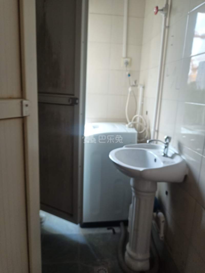 宝通公寓16105663卫生间图11