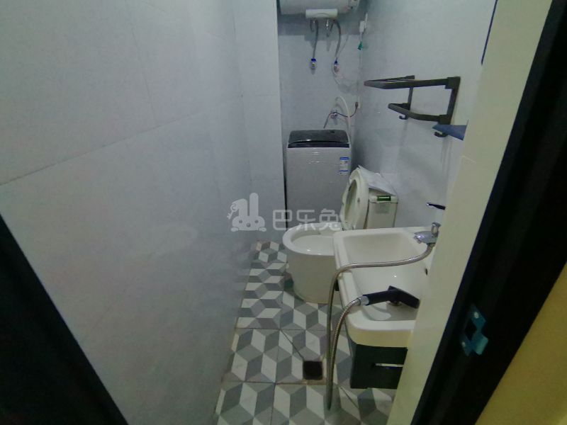 和龙新苑16115116卫生间图6