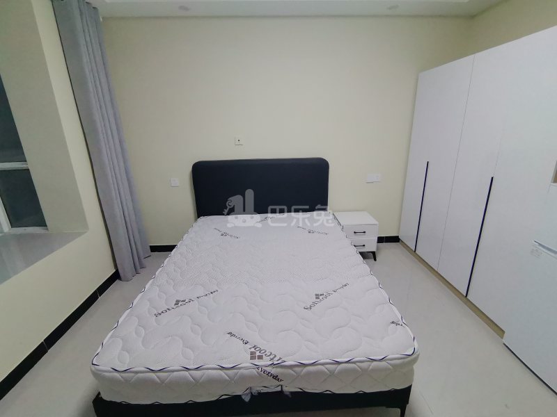 和龙新苑16115116卧室图1